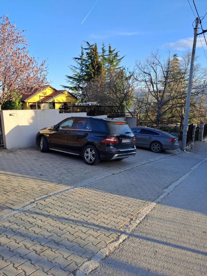 Dolno Solnje Villa Sunny Side Apartment Skopje מראה חיצוני תמונה