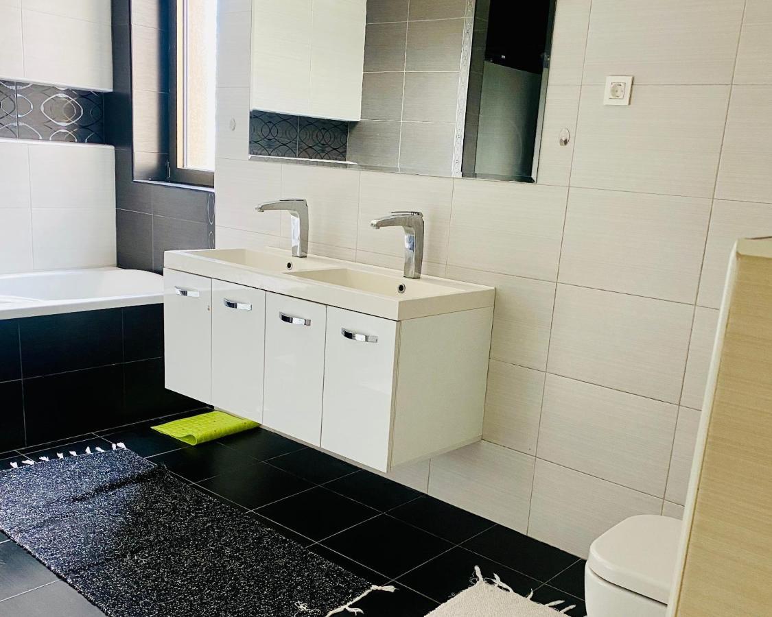 Dolno Solnje Villa Sunny Side Apartment Skopje מראה חיצוני תמונה